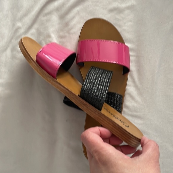 L’intervalle Sandals - Picture 3 of 7